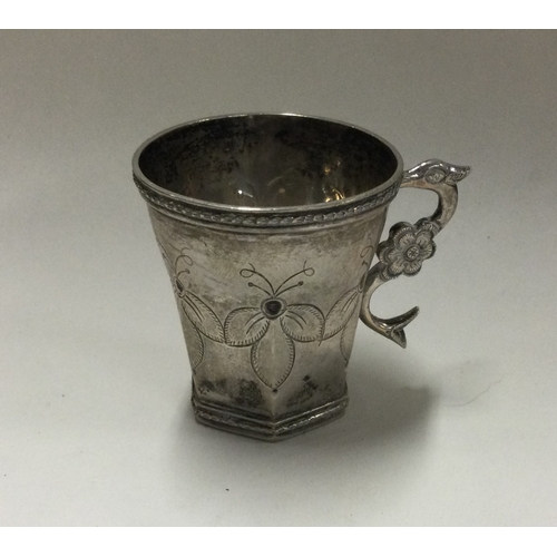 174 - An 18th Century silver beaker. Approx. 34 grams. Est. £20 - £30.