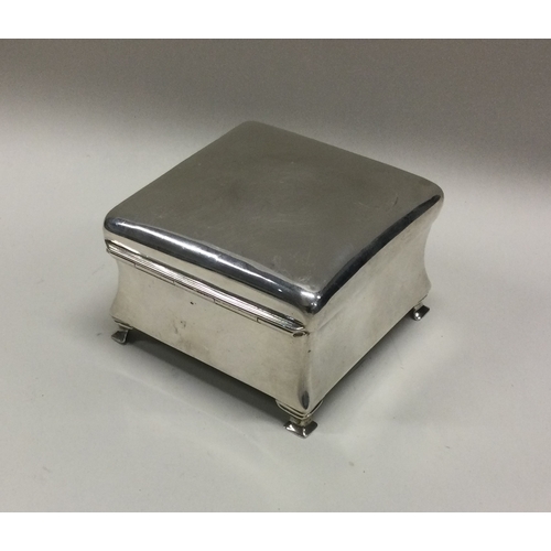 43 - A plain hinged top silver jewellery box with fitted interior. Birmingham. Approx. 156 grams. Est. £3... 