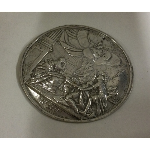 97 - An early 18th Century silver medallion. Dated 1762. Approx. 15 grams. Est. £200 - £300.