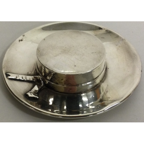 121 - A rare novelty silver dish in the form of a hat. Birmingham 1924. By A & J Zimmerman. Approx. 57 gra... 