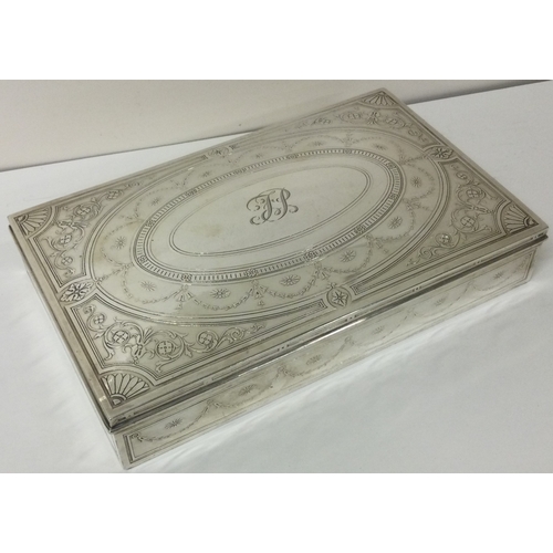 166 - TIFFANY AND CO: An early 20th Century presentation table box.  Approx. 713 grams. Est. £1200 - £1500... 