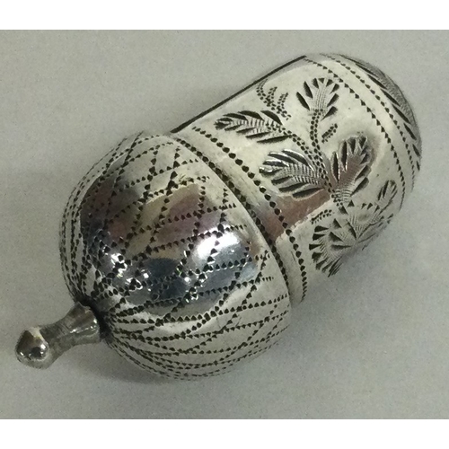 205 - An early 18th/19th Century silver acorn with lift off lid.  Approx. 7 grams. Est. £60 - £80.