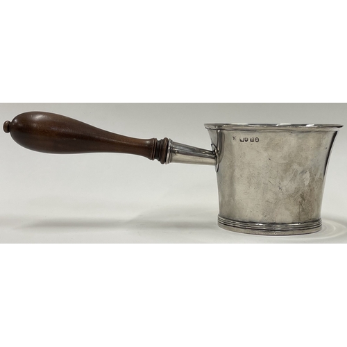 228 - A large George III silver brandy pan. London 1828. By JW Story and W Elliott. Approx. 191 grams. Est... 