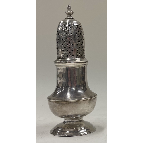 248 - A George III 18th Century silver sugar caster. London 1780. By Thomas Daniell. Approx. 71 grams. Est... 