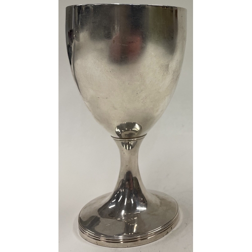 269 - A fine George III silver wine goblet. London 1797. By James Mince. Approx. 160 grams. Est. £250 - £3... 