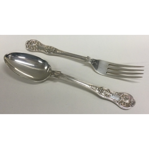 46 - EXETER: A pair of Kings' pattern silver servers. By JP&G. Approx. 116 grams. Est. £30 - £40.