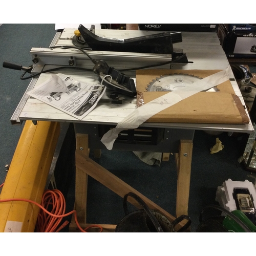 841 - A Draper sliding table saw. Est. £20 - £30.