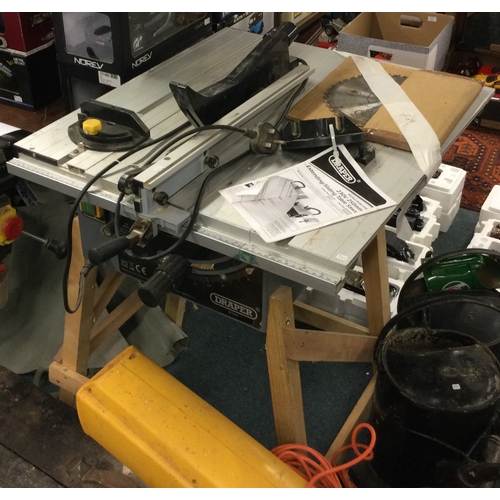 841 - A Draper sliding table saw. Est. £20 - £30.