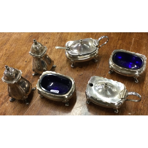 261 - A small silver six piece cruet set with BGLs. Birmingham. Approx. 165 grams. Est. £30 - £40.