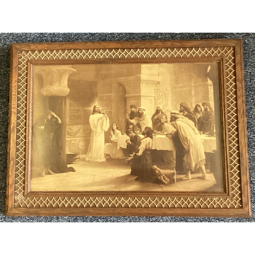 1076 - A ornate wooden framed and glazed Joseph Aubert print depicting The Last Supper. Approx. 48 cms x 32... 