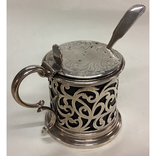 121 - A Victorian silver pierced mustard pot. London 1853. Approx. 128 grams. Est. £100 - £150.