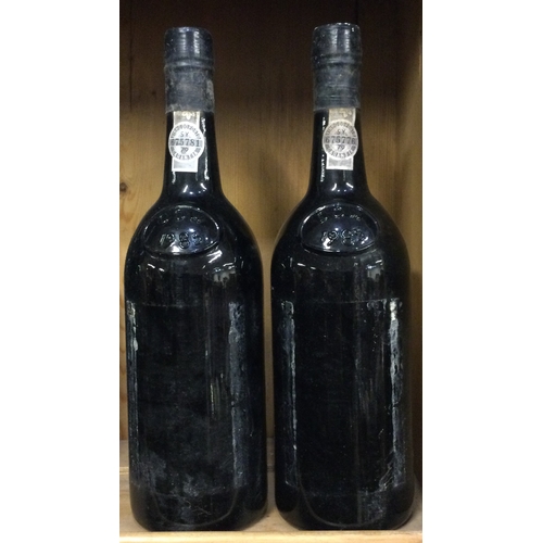 1231 - Two x 75cl bottles of Dow's 1985 Vintage Port. Bottled 1987. Est. £20 - £30.