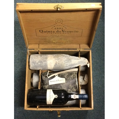 1245 - Five x 75cl bottles of Quinta Do Vesuvio Vintage Port 1991. Bottled 1993. In original case. Est. £80... 