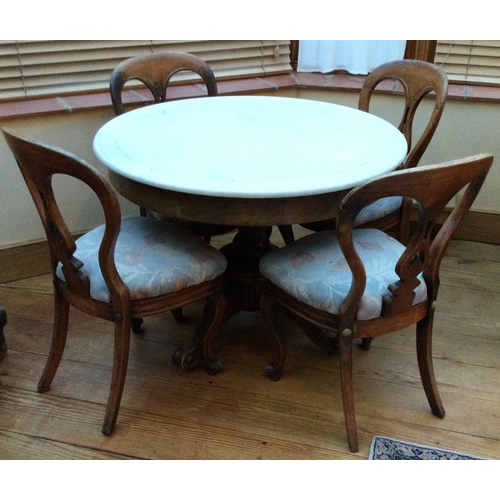 1331 - A good marble top pedestal table together with four matching chairs. Est. £30 - £40.