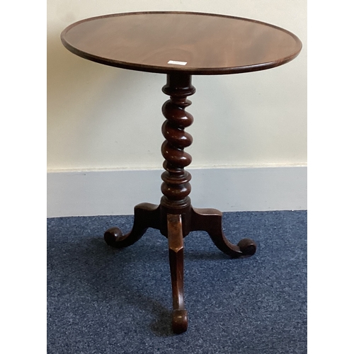 1350 - A good mahogany barley twist tilt top table. Est. £40 - £60.