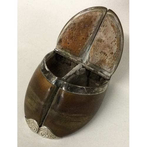 210 - A rare 19th Century Scottish silver mounted double horn snuff box. Approx. 86 grams. Est. £300 - £50... 