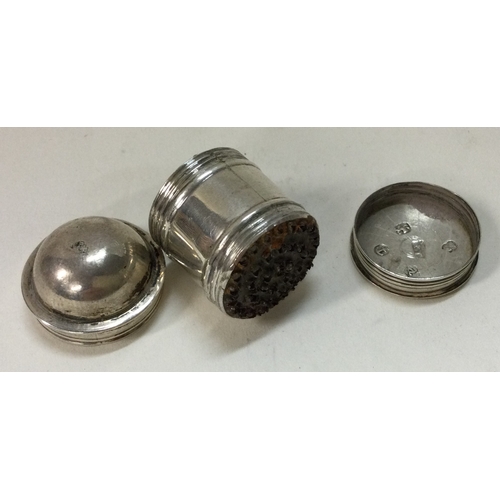 372 - An 18th Century George III silver nutmeg grater. 1798. By John Thorton. Approx. 9 grams, Est. £250 -... 