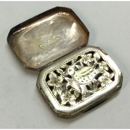 398 - A William IV silver vinaigrette. Birmingham 1831. By Joseph Wilmore. Approx. 10 grams. Est. £100 - £... 