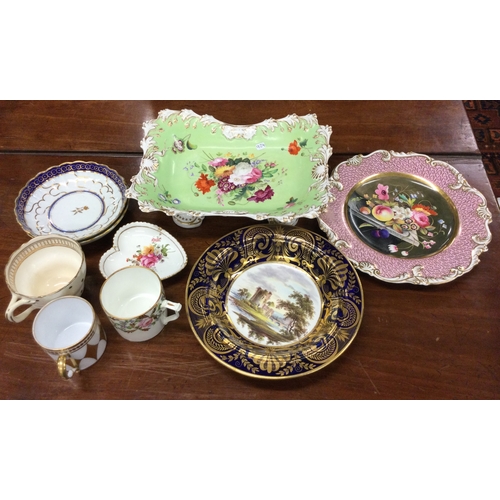 924 - A Chamberlain Worcester plate etc. Est. £20 - £30.