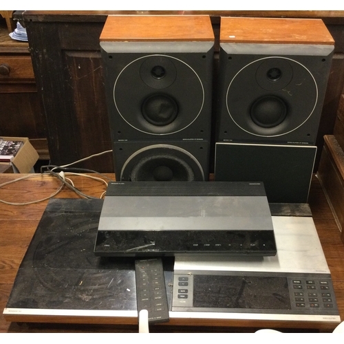 752 - BANG & OLUFSEN: A CD3500 music centre together with speakers. Est. £50 - £80.