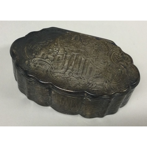 387 - An early 18th Century silver snuff box with hinged cover. Maker's mark to interior. Approx. 87 grams... 