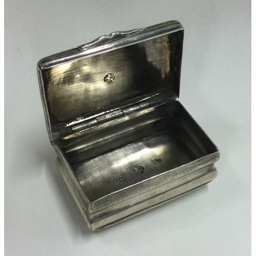 39 - AUGSBURG: An early German silver hinged box. Approx. 47 grams. Est. £150 - £200.