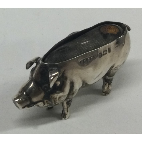 438 - A silver pin cushion in the form of a pig. Birmingham 1905. By BG&Co. Approx. 30 grams. Est. £100 - ... 