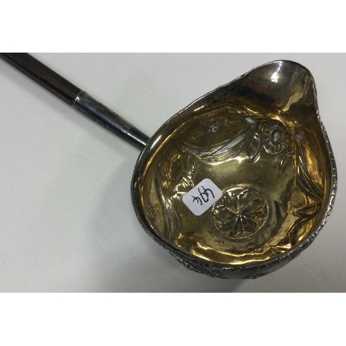 494 - GLASGOW: A large Scottish silver toddy ladle. 1836. By Robert Gray & Sons. Approx. 40 grams. Est. £2... 