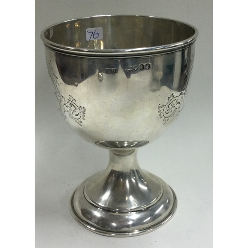 76 - A Victorian engraved silver beaker. London 1890. By Edward Barnard & Sons. Approx. 160 grams. Est. £... 