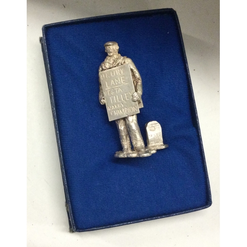 350 - A silver 'Drury Lane' figure in case. Approx. 15 grams. Est. £40 - £60.