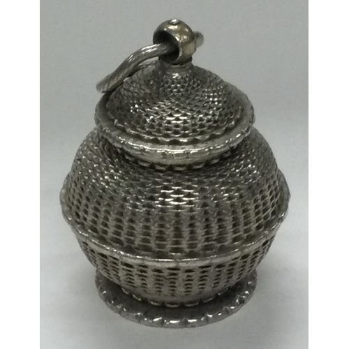 19 - An 18th Century Continental silver pomander. Approx. 34 grams. Est. £300 - £500.