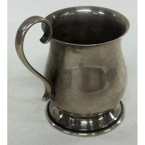 198 - A commemorative Silver Jubilee silver toy tankard. London 1977. By Brian Leslie Pattenden. Approx. 4... 