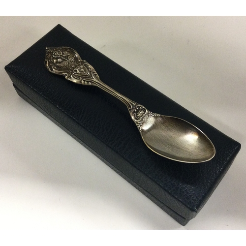 309 - OF ROYAL INTEREST: A cased silver commemorative christening spoon. By Franklin Mint. Approx. 30 gram... 