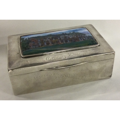 33 - A silver and enamelled cigarette box. Birmingham 1912. By William Hassler. Approx. 340 grams. Est. £... 