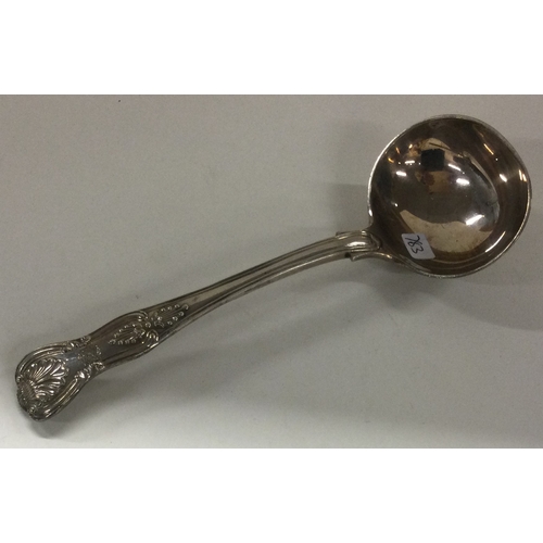 783 - A silver Kings' pattern sauce ladle. London. Approx. 90 grams. Est. £40 - £60.