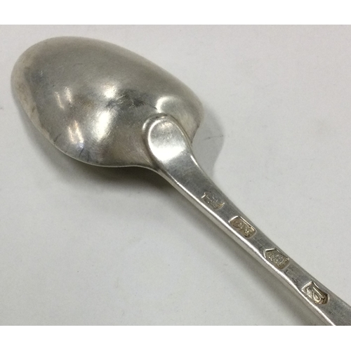 10 - A silver tablespoon. London 1736. By Phillip Roker. Approx. 66 grams. Est. £50 - £80.