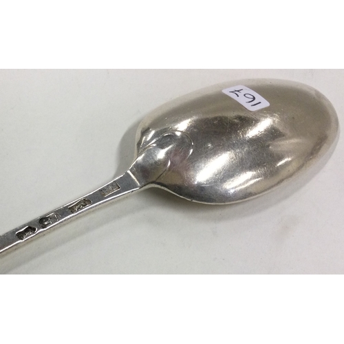 167 - A bottom marked silver tablespoon. London 1741. By Richard Pargeter.  Approx. 51 grams. Est. £50 - £... 