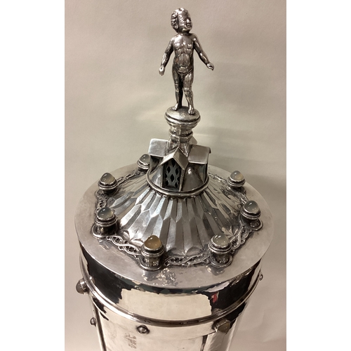 134 - OMAR RAMSDEN: A large silver lidded trophy cup. Lid signed 'Omar Ramsden Me Fecit'. Approx. 42cm hig... 