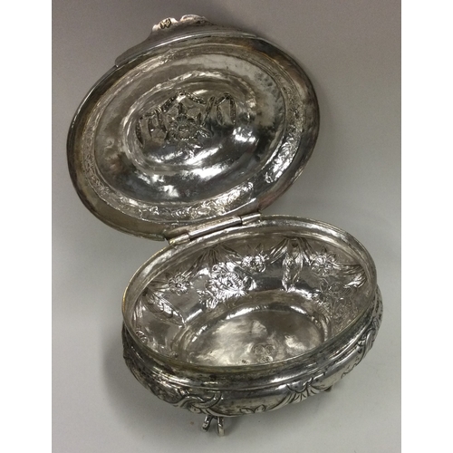 281 - A fine 19th Century Russian silver Judaica etrog box. Fully marked to base. 1784. Approx. 268 grams.... 