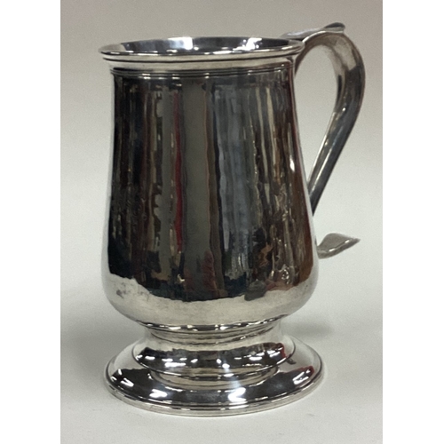 396 - NEWCASTLE: A George III silver pint mug. 1801. By John Langlands. Approx. 360 grams. Est. £400 - £60... 