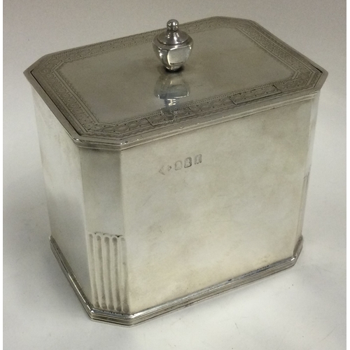 437 - A Britannia Standard silver tea caddy with hinged lid. Fully marked. London 1921. By JHS. Approx. 34... 