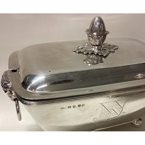 441 - A clean pair of early 19th Century George III silver sauce tureens and covers. Fully marked. London ... 