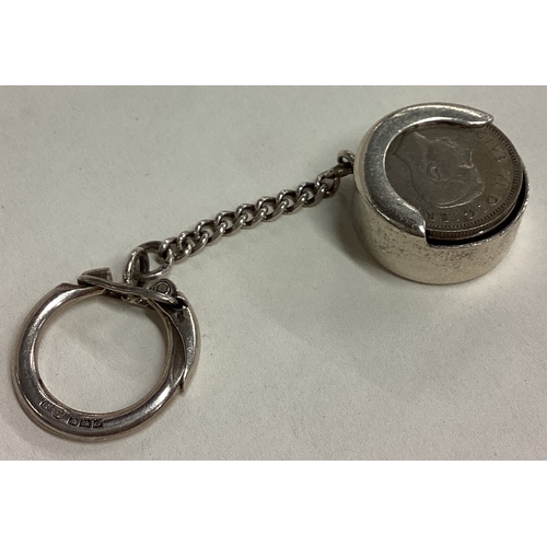 602 - A silver coin holder. Birmingham 1968. Approx. 16 grams. Est. £30 - £40.