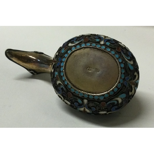 626 - A 19th Century Russian silver and enamelled kovsh. Marked 84. Approx. 50 grams. Est. £600 - £800.