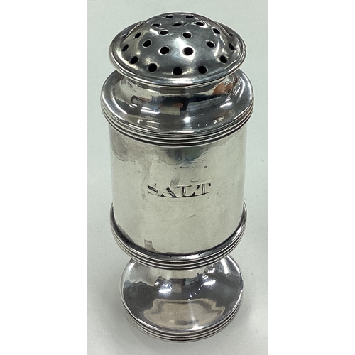 226 - A good 18th Century Indian Colonial silver salt shaker. By T&Co. Maker's mark and lion only. Approx.... 