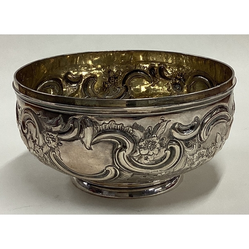 277 - A Victorian silver bowl with embossed decoration. London 1847. By Thomas Hughes Headland. Approx. 25... 