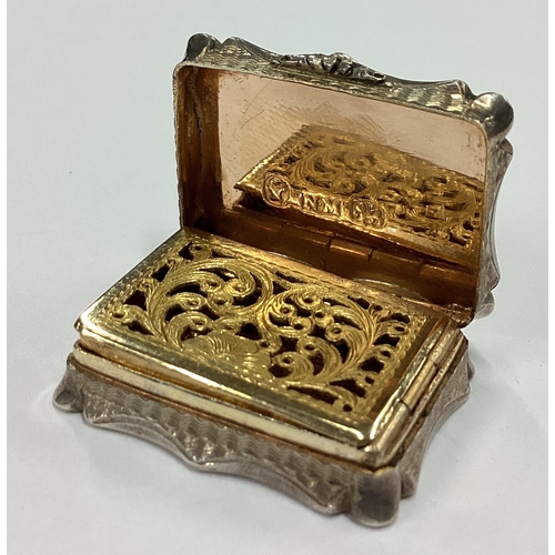 297 - A Victorian silver vinaigrette. Birmingham 1840. By Nathaniel Mills. Approx. 12 grams. Est. £100 - £... 