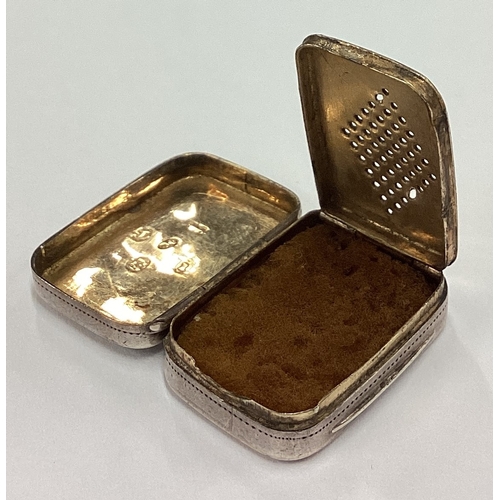 313 - A George III silver vinaigrette. Birmingham 1807. By Samuel Pemberton. Approx. 8 grams. Est. £100 - ... 