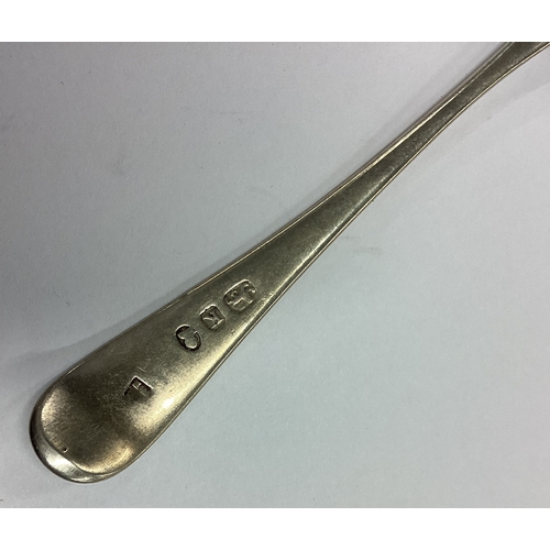 317 - A George III silver toy berry spoon. London 1805. Approx. 14 grams. Est. £20 - £30.