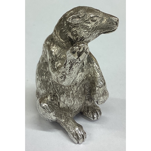 451 - A rare silver figure of a bear. London 1909. Approx. 74 grams. Est. £120 - £150.